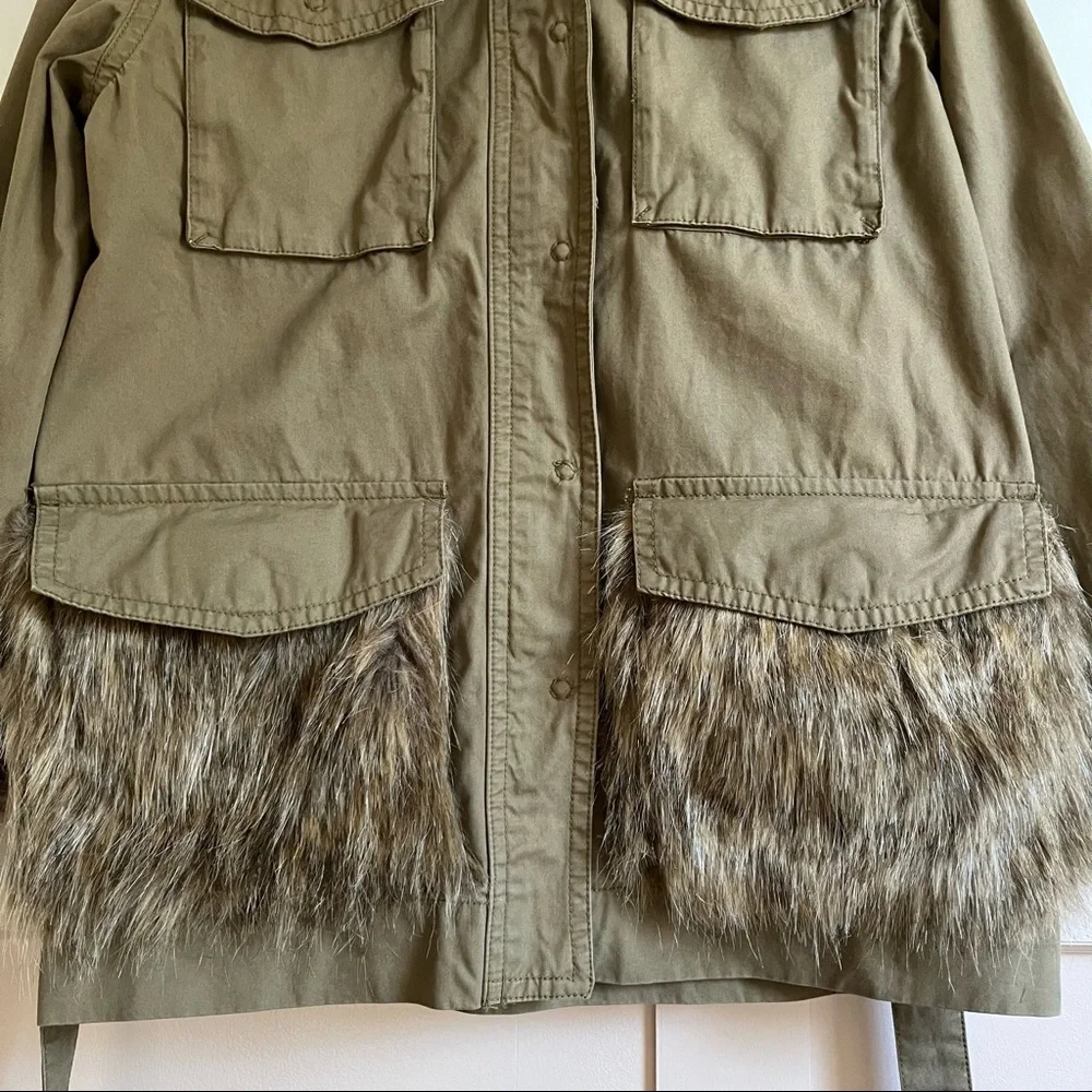 Anthropologie Faux Fur-Trimmed Field Parka Olive Green Jacket Women’s Medium - Picture 8 of 16